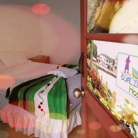 فندق Hostal Gualingo Santa Rosa  المظهر الخارجي الصورة